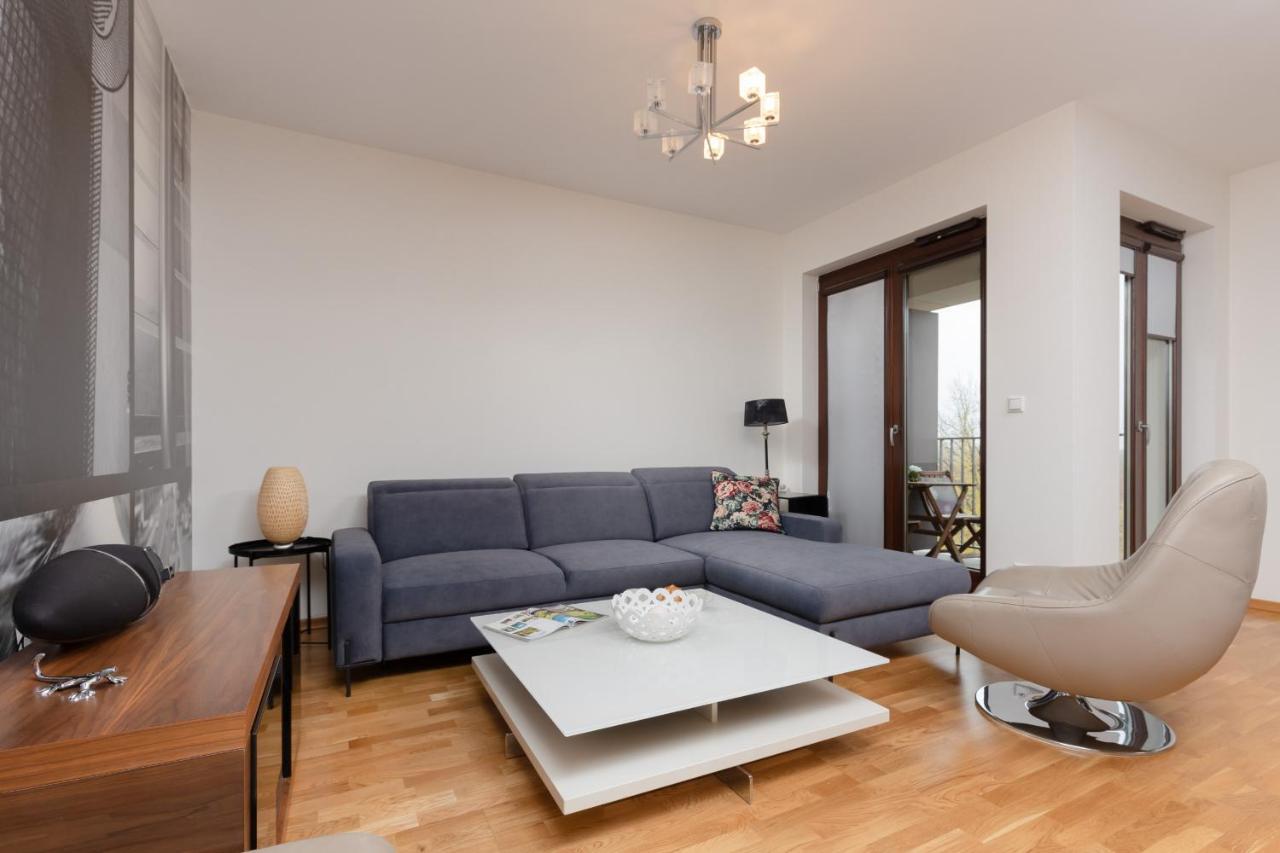 Warsaw Srodmiescie Apartment With Balcony By Noclegi Renters 외부 사진